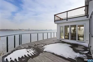 27 Shore Rd, Edgewater, NJ 07020 - Photo 18