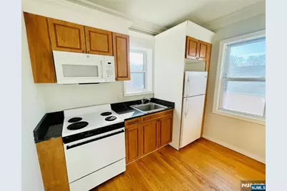229 Orient Way 6 #6, Rutherford, NJ 07070 - Photo 2