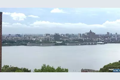 1450 Palisade Avenue 6E #6E, Fort Lee, NJ 07024 - Photo 6