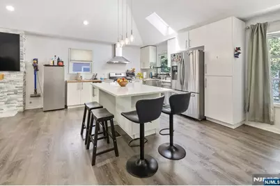 48 Palmer Place, Leonia, NJ 07605 - Photo 6