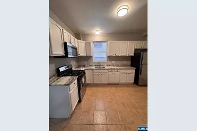 117 12th Street 1 #1, Newark, NJ 07107 - Photo 1