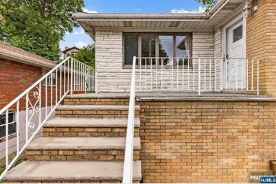 1042 Harvard Place, Fort Lee, NJ 07024 - Photo 8