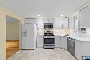 1042 Harvard Pl, Fort Lee, NJ 07024 - Photo 36