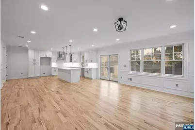 36 Albert Avenue, Fair Lawn, NJ 07410 - Photo 8