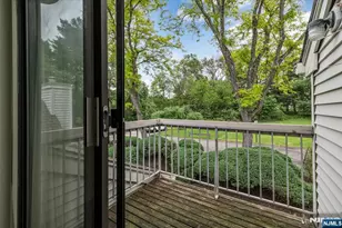 71 Fromm Ct, Mahwah, NJ 07430 - Photo 12