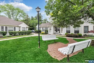 71 Fromm Court, Mahwah, NJ 07430 - Photo 6