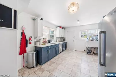 41 Edgar Street, East Orange, NJ 07018 - Photo 16
