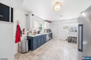41 Edgar St, East Orange, NJ 07018 - Photo 16