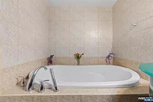800 Palisade Ave 1709, Fort Lee, NJ 07024 - Photo 28