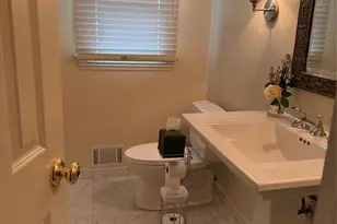 730 Floyd St, Englewood Cliffs, NJ 07632 - Photo 4