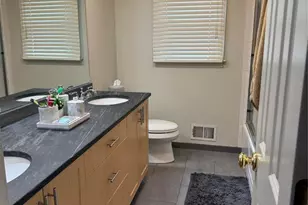 730 Floyd St, Englewood Cliffs, NJ 07632 - Photo 22