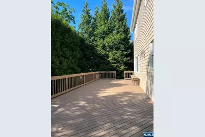 730 Floyd Street, Englewood Cliffs, NJ 07632 - Photo 44