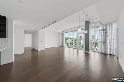 800 Ave At Port Imperial 1004 #1004, Weehawken, NJ 07086 - Photo 4