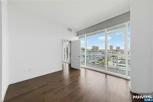 800 Ave At Port Imperial 1004, Weehawken, NJ 07086 - Photo 14
