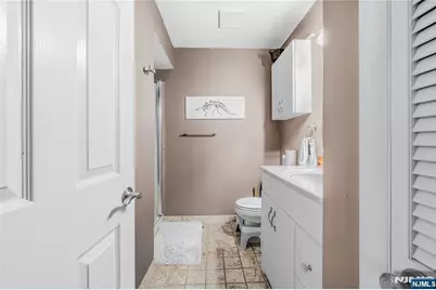 7430 Kennedy Boulevard 304 #304, North Bergen, NJ 07047 - Photo 16