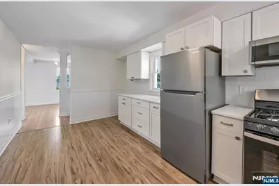 50 Chestnut Street, Belleville, NJ 07109 - Photo 24