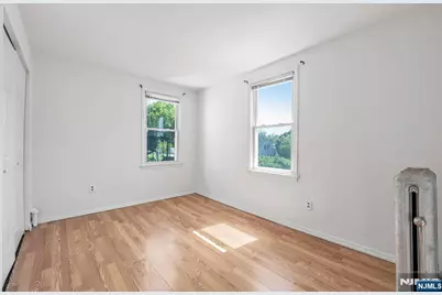 50 Chestnut Street, Belleville, NJ 07109 - Photo 28