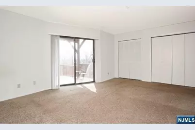 16 Alana Drive 16 #16, Hawthorne, NJ 07506 - Photo 8