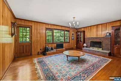 49 Clover Lane, Upper Saddle River, NJ 07458 - Photo 4