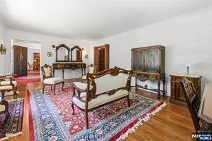 49 Clover Ln, Upper Saddle River, NJ 07458 - Photo 2