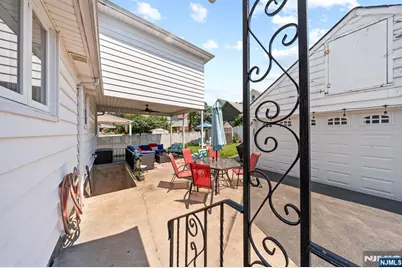 23 Homcy Place, Clifton, NJ 07011 - Photo 10