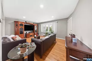 23 Homcy Pl, Clifton, NJ 07011 - Photo 4