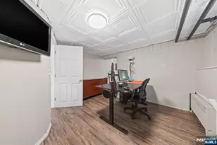 23 Homcy Pl, Clifton, NJ 07011 - Photo 48