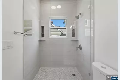 588 Maple Avenue, Saddle Brook Township, NJ 07663 - Photo 14