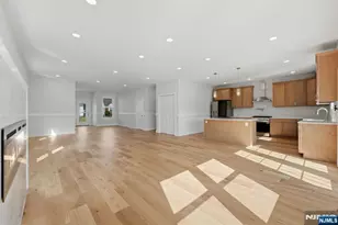 588 Maple Ave, Saddle Brook Township, NJ 07663 - Photo 14