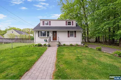 73 Davis Drive, Bergenfield, NJ 07621 - Photo 26