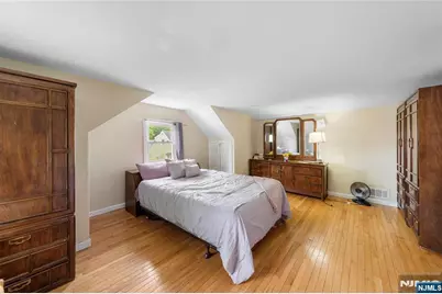 73 Davis Drive, Bergenfield, NJ 07621 - Photo 14