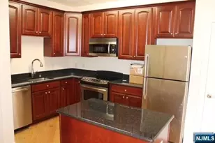 20 Ave At Port Imperial 323, West New York, NJ 07093 - Photo 2