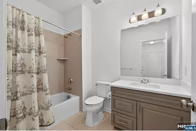 197 Roosevelt Drive, Wood Ridge, NJ 07075 - Photo 36
