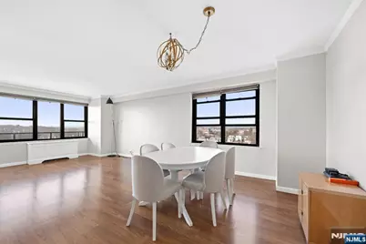 285 Aycrigg 11G #11G, Passaic, NJ 07055 - Photo 4