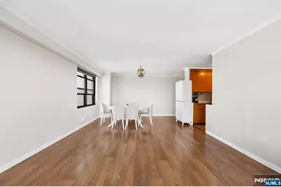 285 Aycrigg 11G #11G, Passaic, NJ 07055 - Photo 2