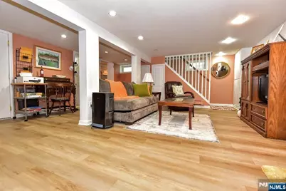 90 Grove Street, Waldwick, NJ 07463 - Photo 14