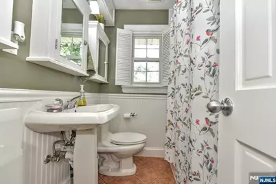 90 Grove Street, Waldwick, NJ 07463 - Photo 12