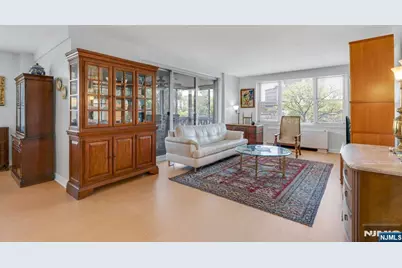2100 Linwood Avenue 3S #3S, Fort Lee, NJ 07024 - Photo 10