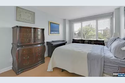 2100 Linwood Avenue 3S #3S, Fort Lee, NJ 07024 - Photo 24