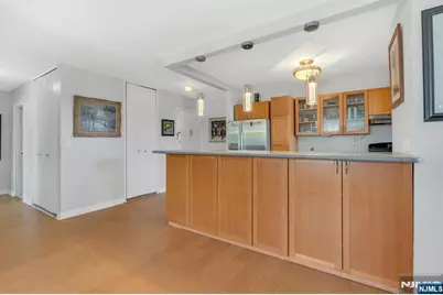 2100 Linwood Avenue 3S #3S, Fort Lee, NJ 07024 - Photo 6