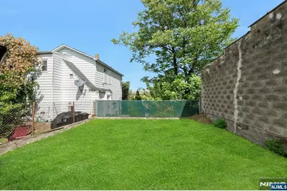 999 25th Street, Paterson, NJ 07513 - Photo 28