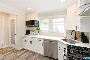 25-14 Berdan Ave, Fair Lawn, NJ 07410 - Photo 8