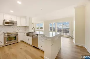 6315 City Pl, Edgewater, NJ 07020 - Photo 14