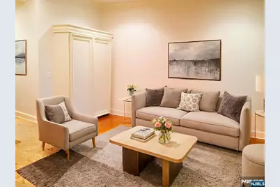 61 Grand Street 2F #2F, Jersey City, NJ 07302 - Photo 2