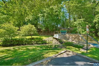 521 Piermont Avenue 428 #428, River Vale Township, NJ 07675 - Photo 14