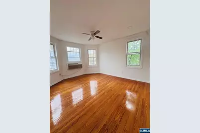 910 28th Street 906 #906, Paterson, NJ 07513 - Photo 2
