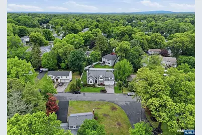 95 Mezzine Drive, Cresskill, NJ 07626 - Photo 4
