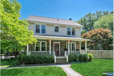 50 E Grand Avenue, Montvale, NJ 07645 - Photo 2