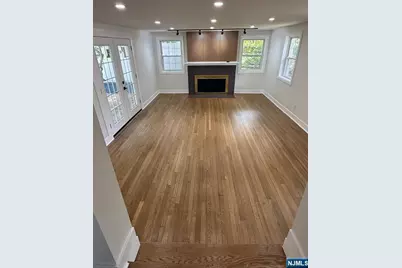 867 River Road, Teaneck Township, NJ 07666 - Photo 22