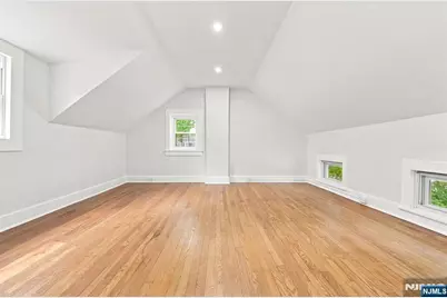 867 River Road, Teaneck Township, NJ 07666 - Photo 18